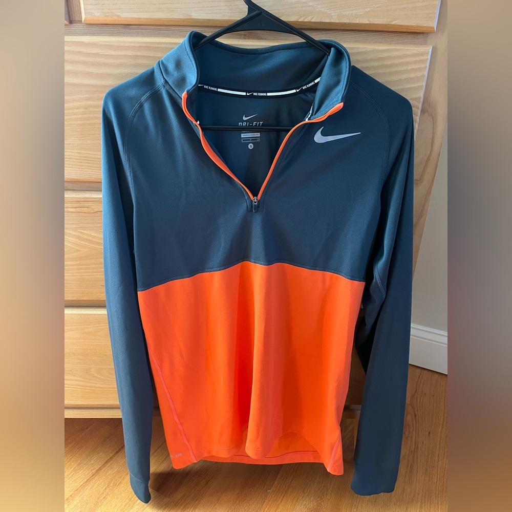 Nike Drifit SMALL